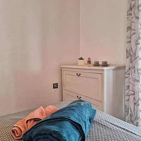 Lemami Seafront 펜션 *