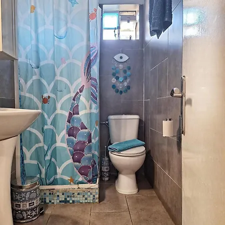 Lemami Seafront 度假居 *