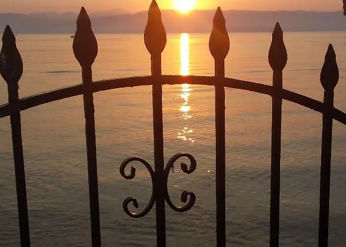 Σπίτι διακοπών Lemami Seafront *